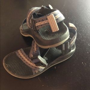 Boys Chacos
